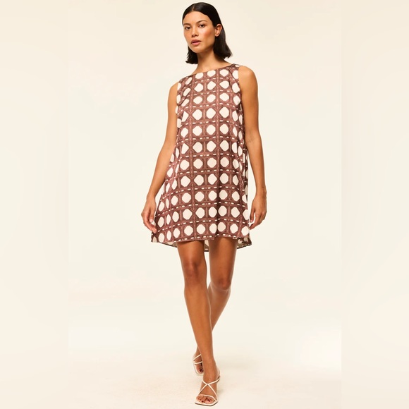 Misa Los Angeles Jonah Dress- Chocolate Rattan Tile Print - Picture 2 of 6